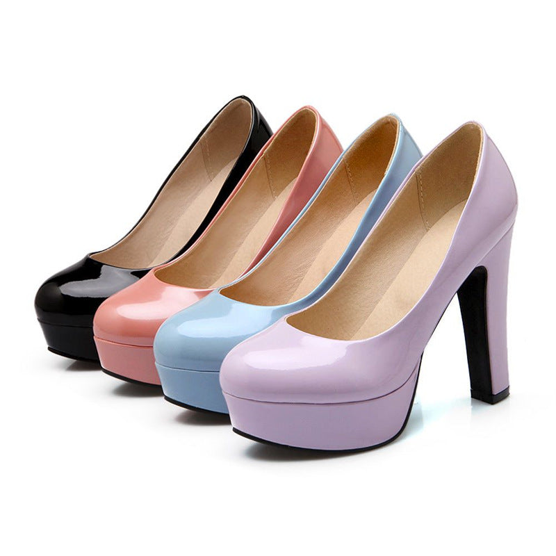 Round Toe Platform Patent Leather Pumps - Onlymaker Essential