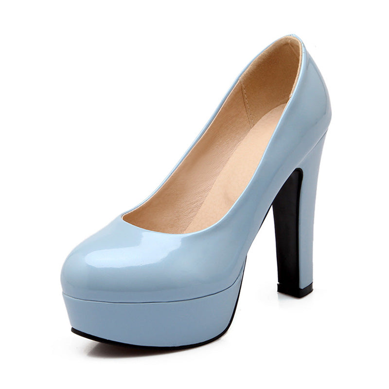 Round Toe Platform Patent Leather Pumps - Onlymaker Essential