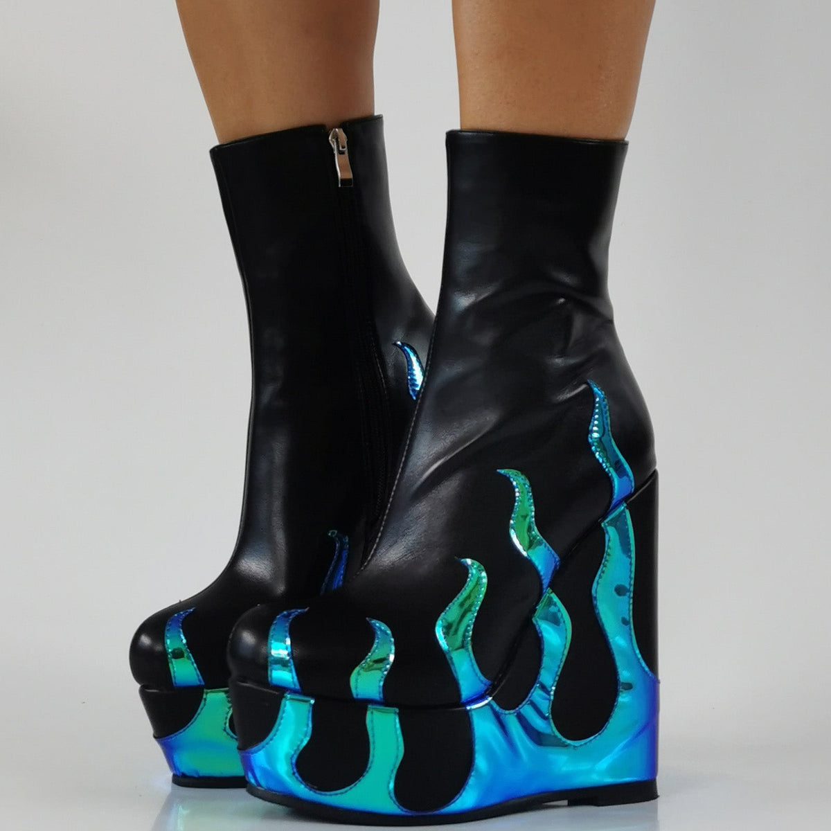 Flame Print Platform Round Toe Wedge Heel Boots - Onlymaker Classic